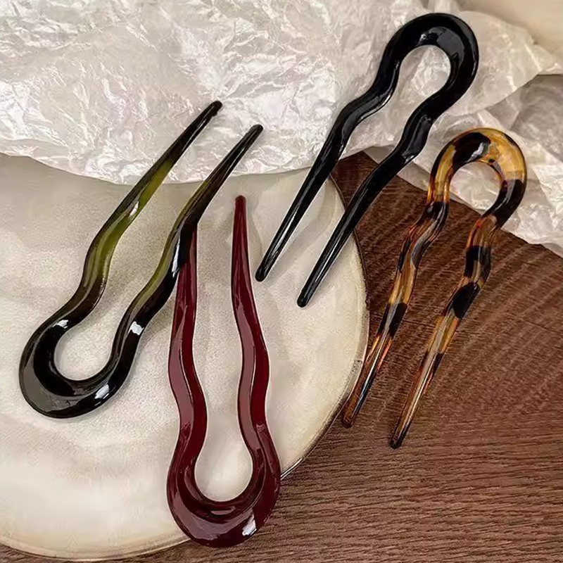 دبوس شعر أنيق من الأكريليك على - مراجعة Tech Accessories For Women وسعره